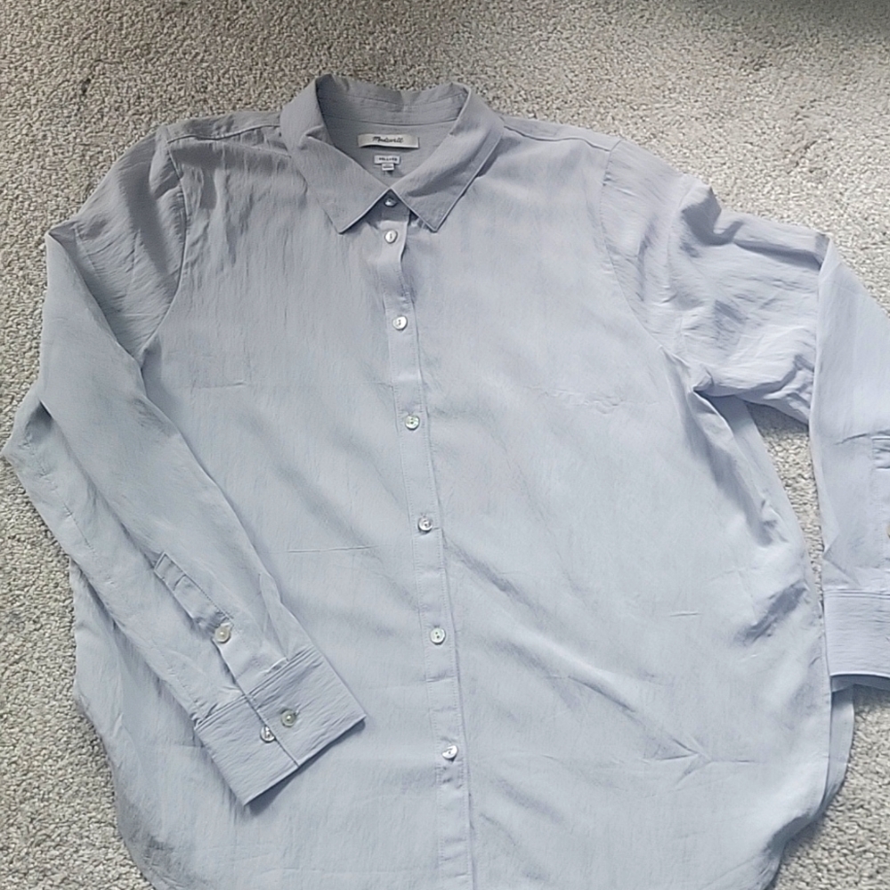 Madewell  relaxed fit button down size XL